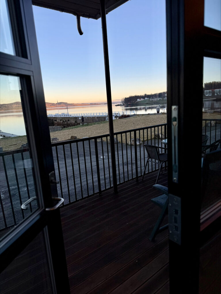 processed-31488A0B-B7FD-4AC1-8A8A-EEC3FBBA4313